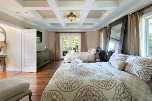 Large shared bedroom with two beds at 1 Method Center in Los Angeles