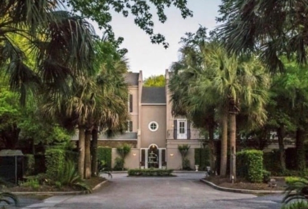 Entrance to BriteLife Recovery’s Hilton Head Island campus