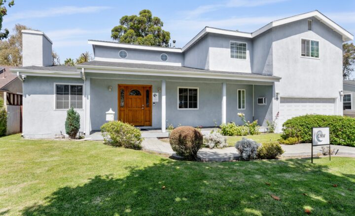 Residential backyard and pool at CNV Detox in Los Angeles