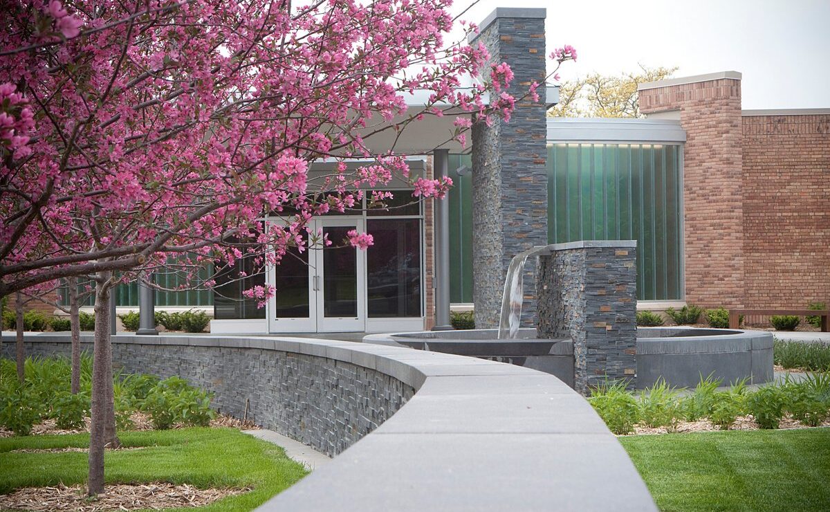 Landscaped main entrance at Hazelden Betty Ford Center City