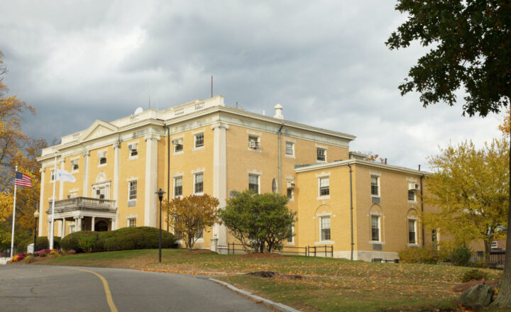 McLean Hospital Belmont campus exterior