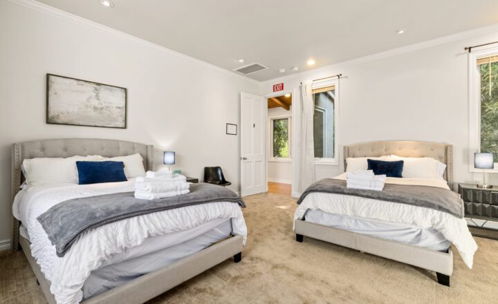 Bedroom at Montare at Palomar residential mental health campus in Tarzana