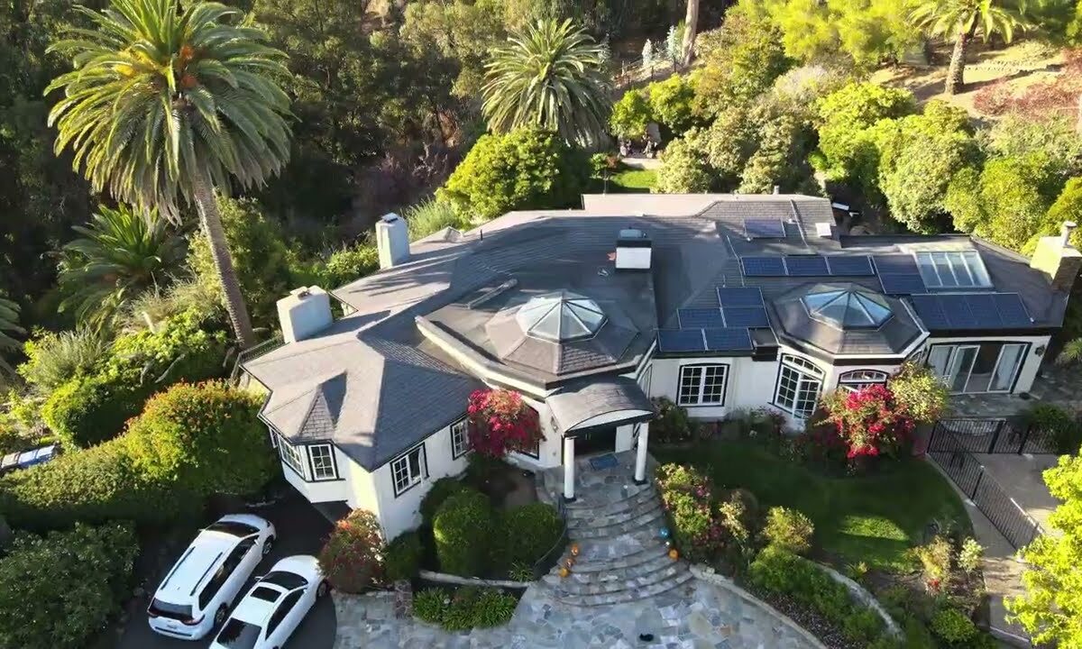 Aerial view of Paradigm Treatment's Seaview House teen residence in San Rafael