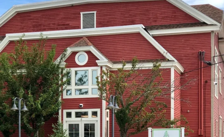 Entrance of Pine Tree Recovery Center in Portland, Maine
