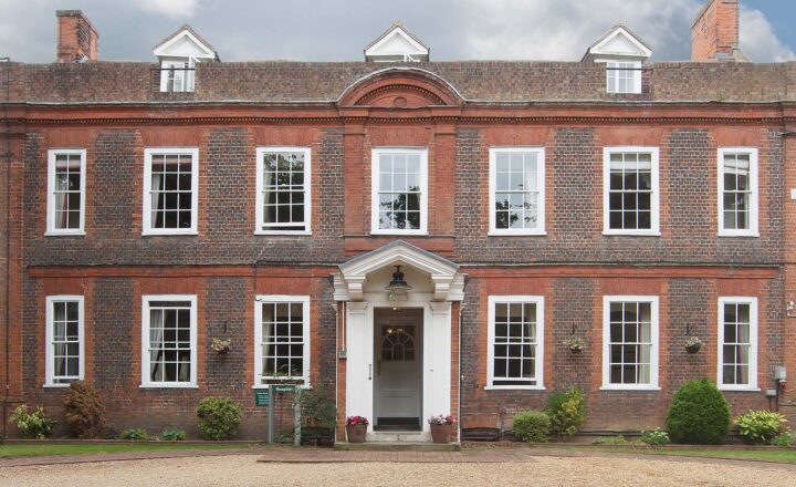 Exterior of Priory Hospital Chelmsford