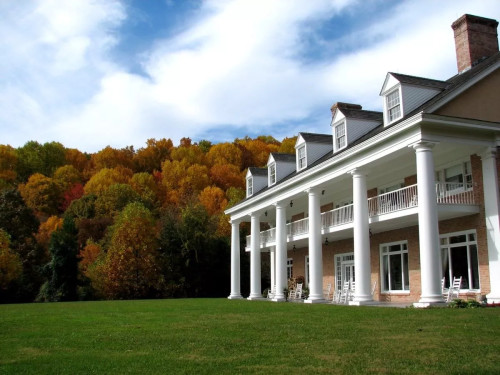 Summit at Harmony Oaks residential campus in Newport, Tennessee