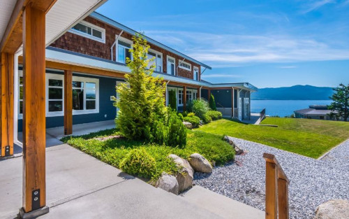 Sunshine Coast Health Centre oceanfront campus in Powell River