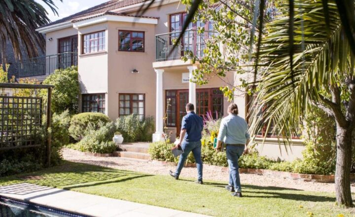 Garden and exterior of The Cedars Cape Manor House in Plumstead, Cape Town