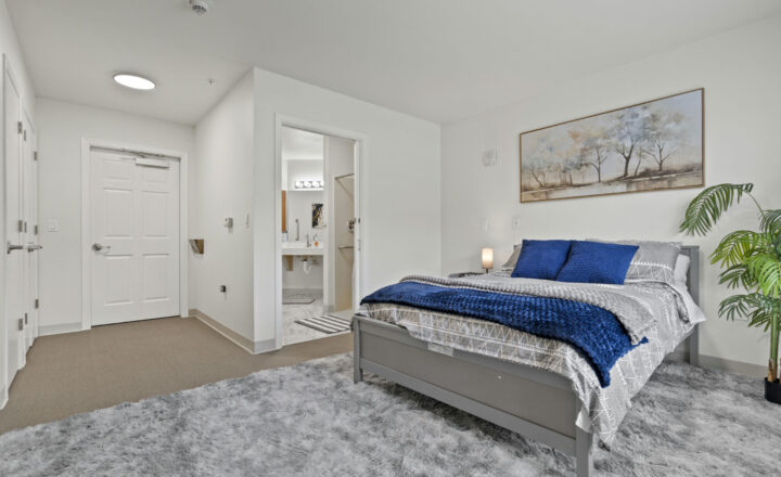Private bedroom at Wisconsin Recovery Institute in Fond du Lac