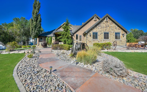 Exterior and landscaped grounds of Corner Canyon’s Fort Street residence