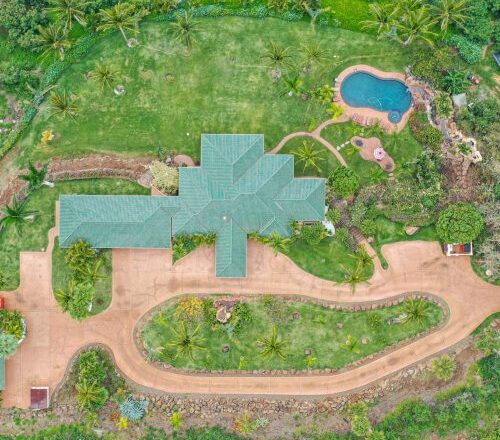 Aerial view of Maui Recovery's Lahaina residence, grounds and pool