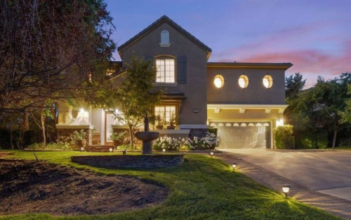 Exterior of Ohana Recovery Center’s Agoura Hills residence