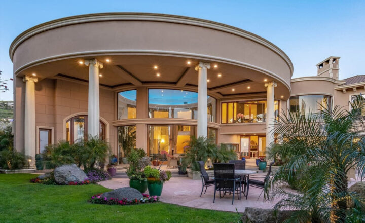 Residential building and garden terrace at Passages Malibu