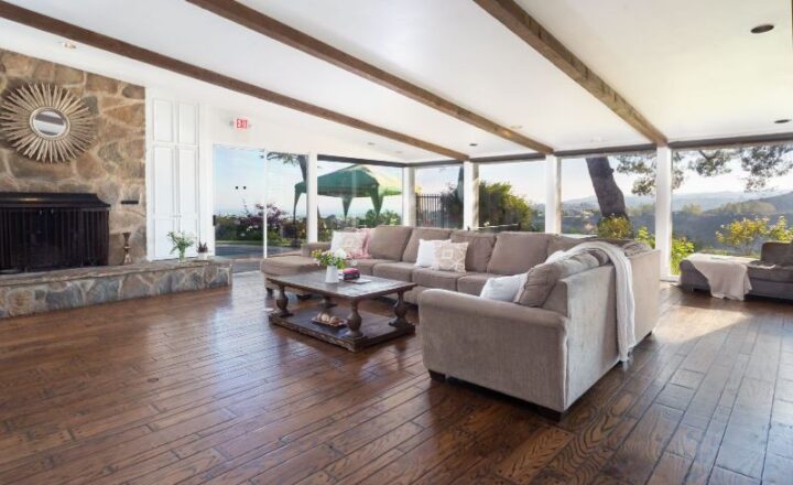Common lounge with hillside views at 90210 Recovery in Beverly Hills