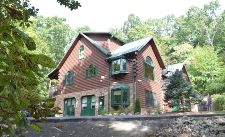 Wooded residential building at ARCH Academy Ridgeview Campus in Pegram