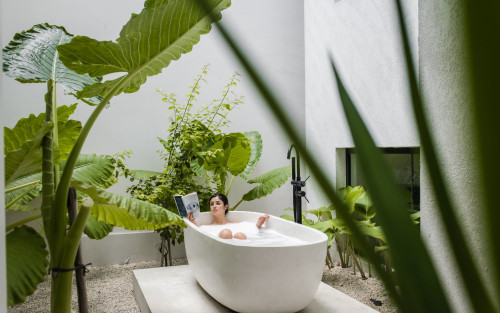 Ascendant Bali private villa with ocean-view infinity pool