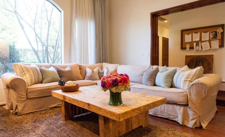 Art and activity room at Casa Bella residential treatment in Los Angeles
