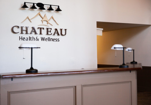 Residential lounge at Chateau Health and Wellness in Oakley, Utah