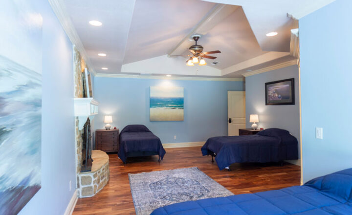 EagleCrest Recovery residential dining room in Bentonville