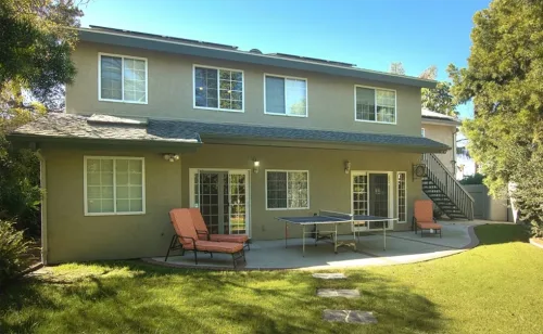 Exterior and garden at the Hope Canyon residential campus in San Diego