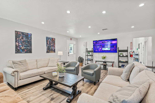 Bedroom at SCA Recovery residential campus in Pacoima, Los Angeles