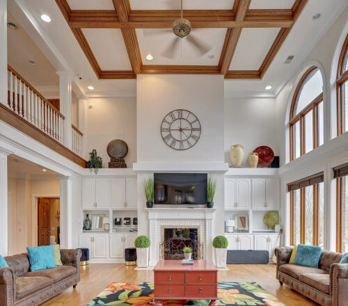 Residential common room at SEE Purpose Treatment in Bloomfield, Indiana