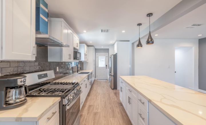 Kitchen and dining preparation space at Vanity Detox Center in Reseda, California